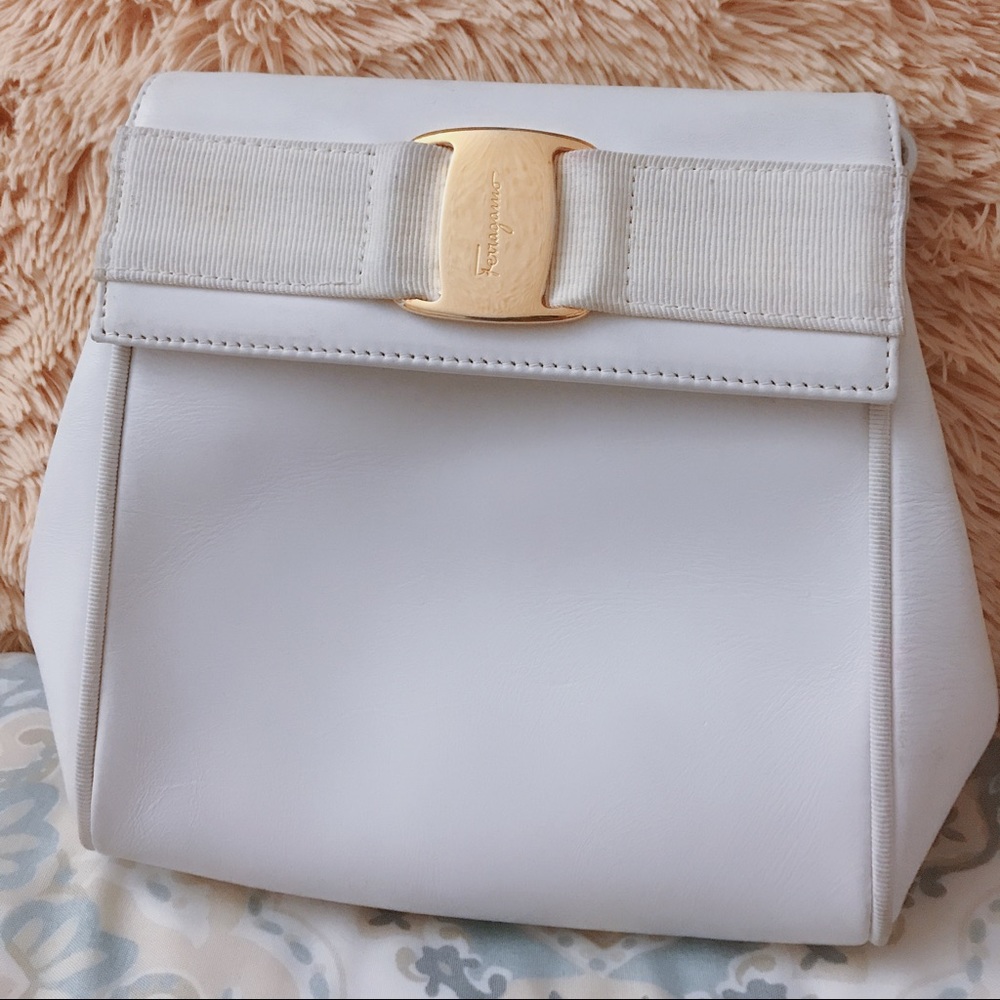 Small Salvatore Ferragamo Crossbody Bag ♥️♥️💞💞